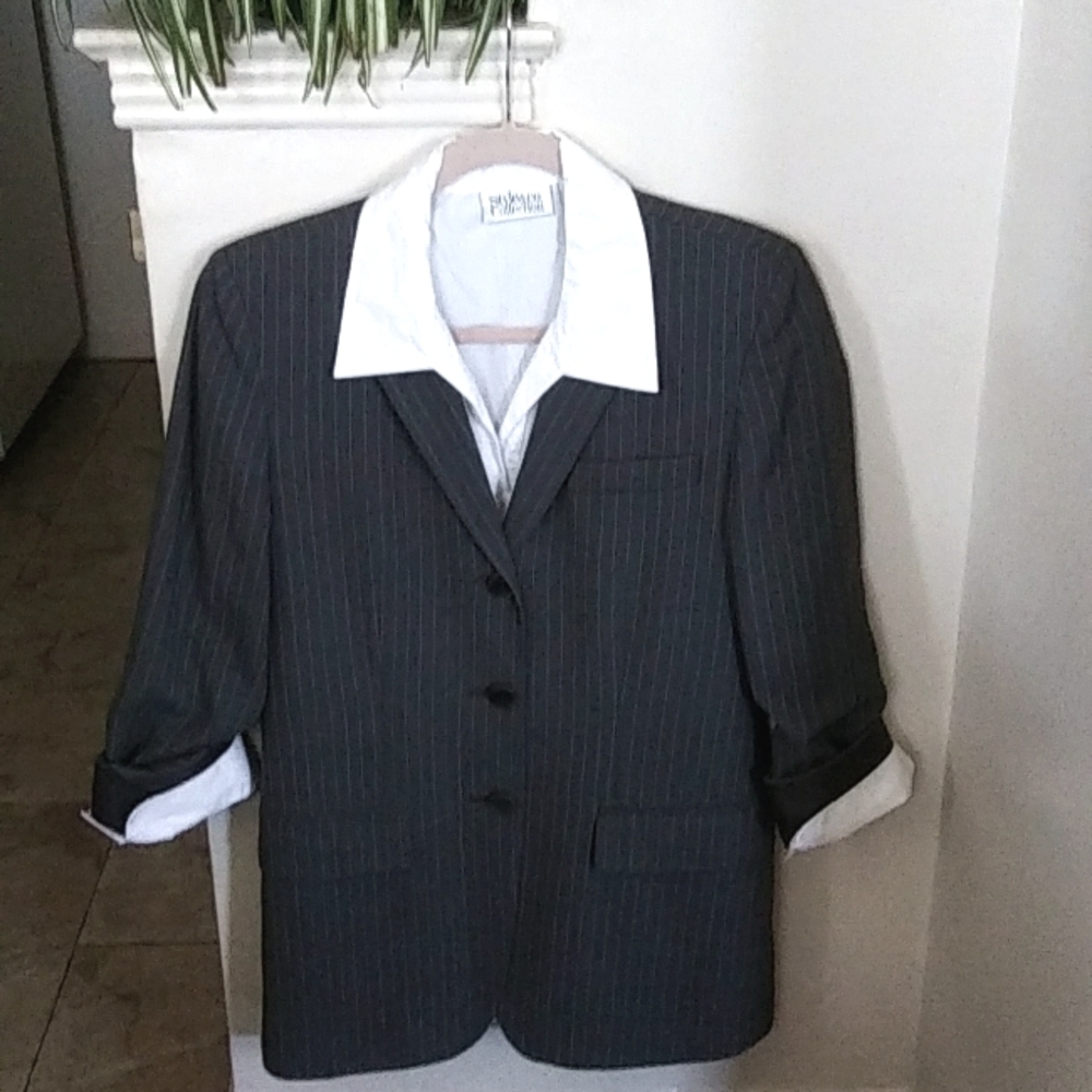DONNA KAREN NY WOMEN'S VINTAGE BLAZER JACKET, GRAY PIN STRIP ,SIZE 4